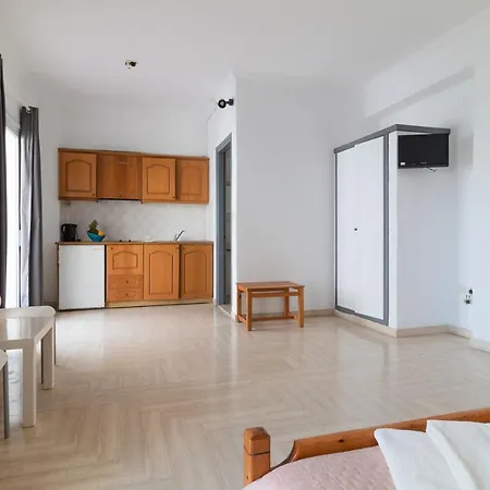 Kantaros Hotel apartamentowy